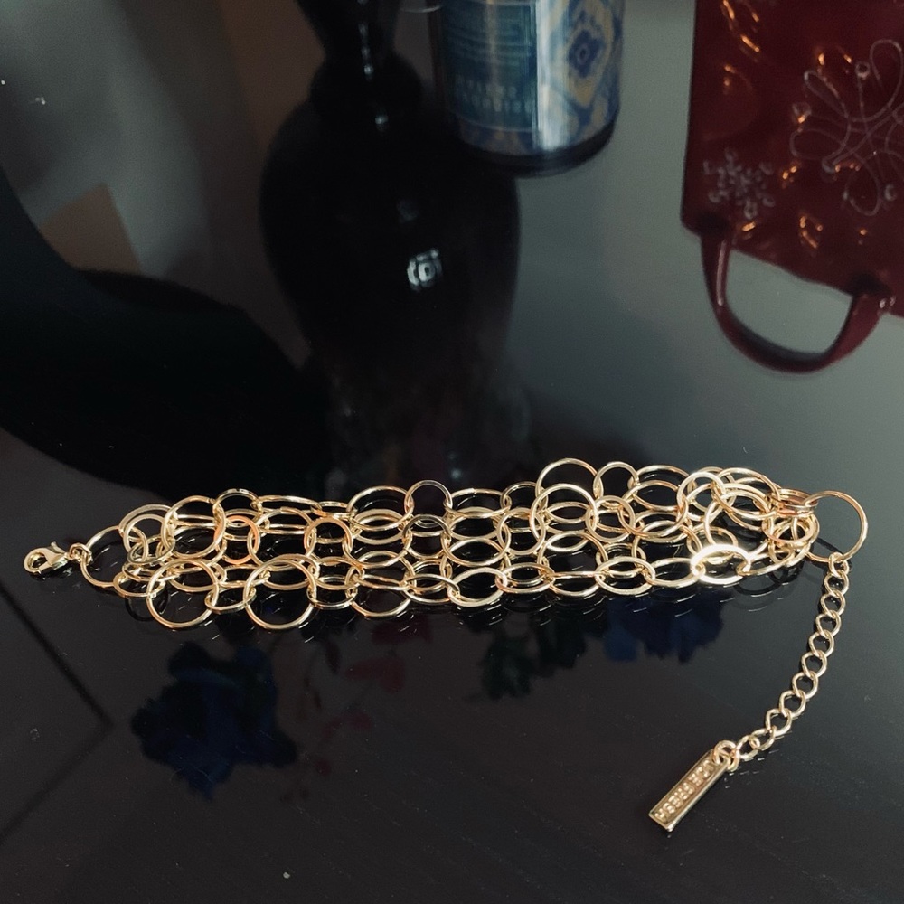 Shiny golden bracelet💎